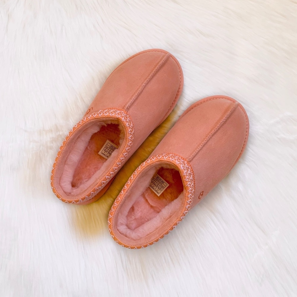 UGG Tasman Slipper For Outdoor/Indoor Use - Picture 3 of 8